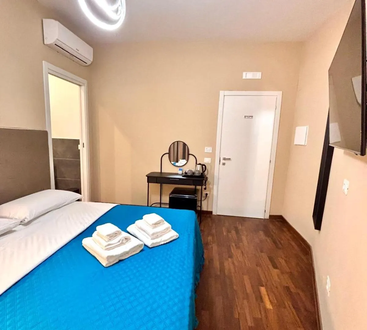 Le Vie Di San Pietro Guest House Rome Bed & Breakfast